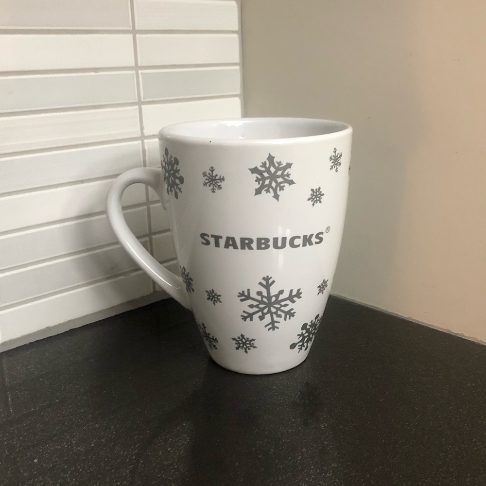 ❄️☕️ Starbucks 2010 snowflake mug